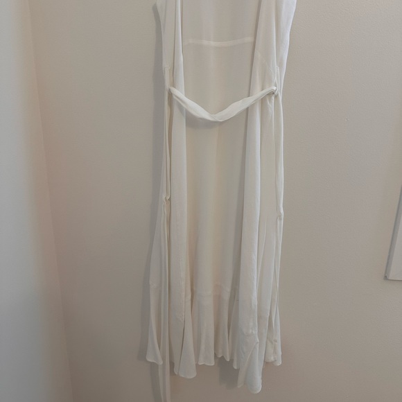 White midi summer dress - Picture 3 of 8